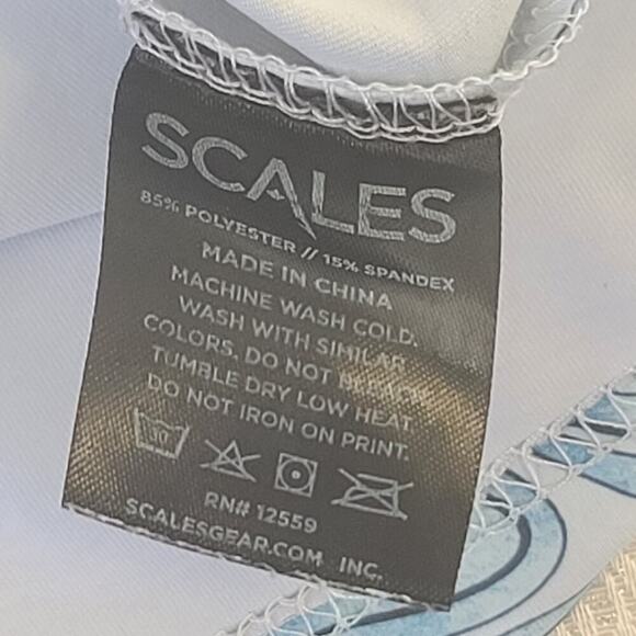 Scales TOPO polo Men's blue Sz Medium golf boating fishing coastal UV athleisure - Picture 9 of 10